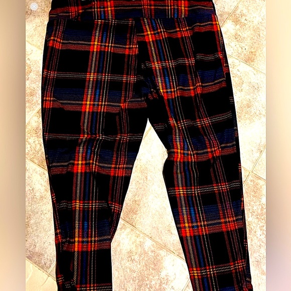 Torrid Buffalo Plaid Gold Stars Holiday Black Cotton Knit Plus 3X Sweater 22/24 - Picture 4 of 14